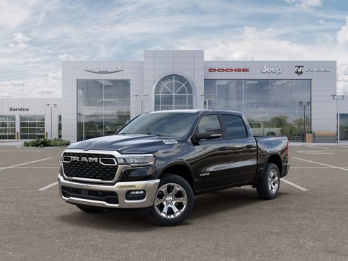New 2026 RAM 1500 4x4 Crew Cab image 27