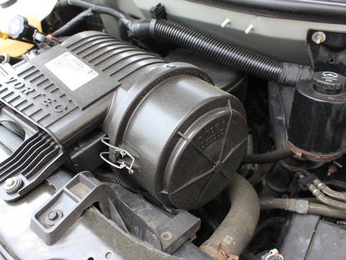 Used 2017 Chevrolet Express 2500 RWD image 21