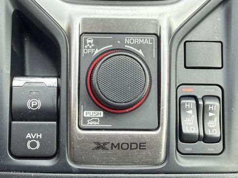 Used 2020 Subaru Forester Premium image 29