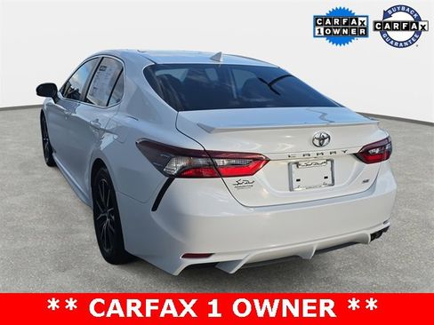 Used 2021 Toyota Camry SE image 7