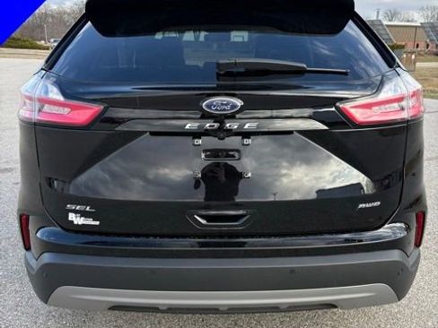 Used 2024 Ford Edge SEL image 5