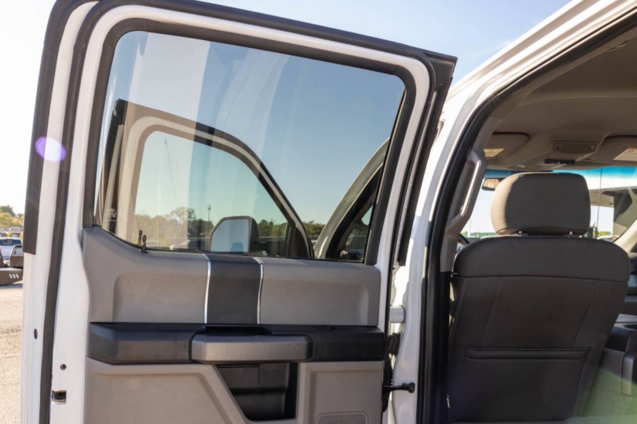 Used 2019 Ford F350 XLT w/ XLT Value Package AWD/4WD image 34