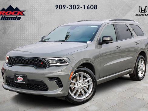 Used 2025 Dodge Durango GT image 1