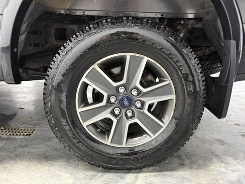Used 2015 Ford F150 XLT w/ Equipment Group 302A Luxury AWD/4WD image 25