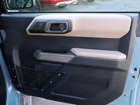 Used 2023 Ford Bronco Wildtrak image 19