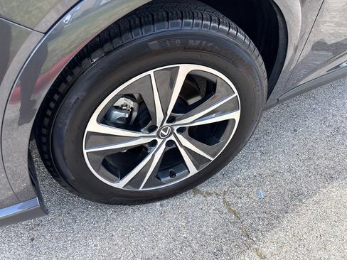 Certified 2025 Lexus RX 350 FWD image 9