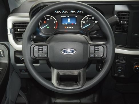 Used 2024 Ford F550 2WD Crew Cab Super Duty image 26
