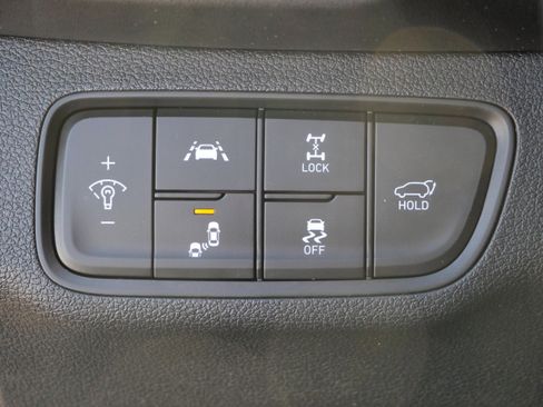 Used 2019 Hyundai Santa Fe AWD image 21