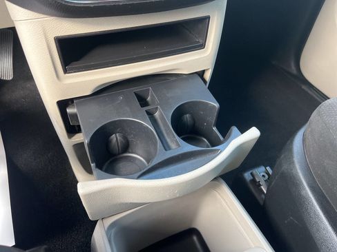 Used 2013 Dodge Grand Caravan SE FWD image 20