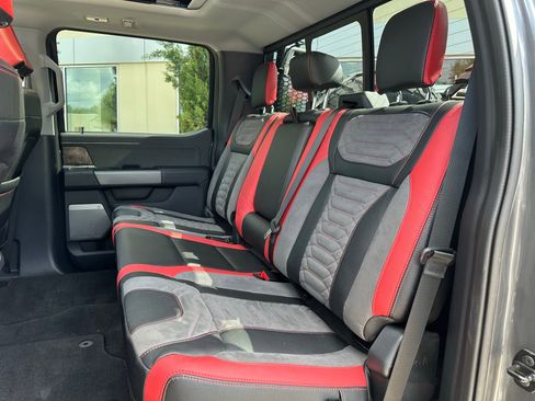 Used 2023 Ford F250 Lariat w/ Lariat Ultimate Package image 7