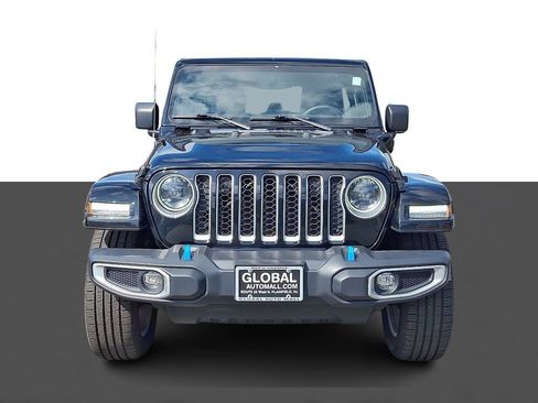 Used 2023 Jeep Wrangler Unlimited Sahara w/ Cold Weather Group AWD/4WD image 2