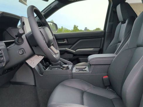 New 2026 Toyota 4Runner Limited AWD/4WD image 13