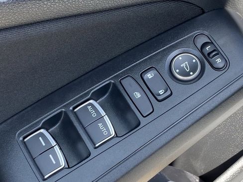 Used 2025 Honda Civic Sport image 23