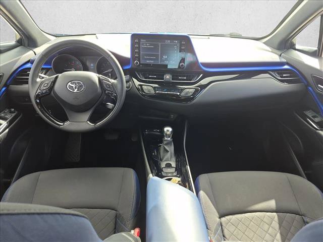 Used 2020 Toyota C-HR XLE FWD image 16