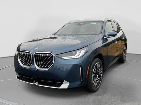 Certified 2025 BMW X3 xDrive30i w/ Convenience Package AWD/4WD image 1