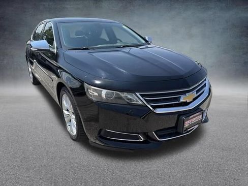Used 2015 Chevrolet Impala LT w/ Convenience Package FWD image 4