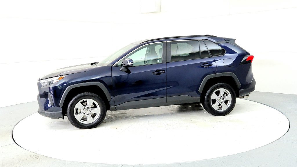 Used 2025 Toyota RAV4 XLE w/ Convenience Package AWD/4WD image 3