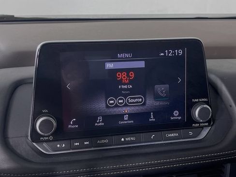 Used 2023 Nissan Rogue SV FWD image 15
