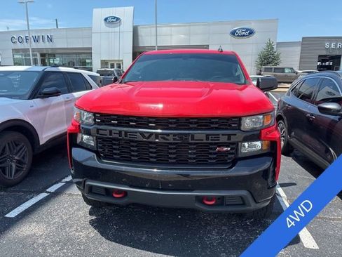 Used 2019 Chevrolet Silverado 1500 Custom Trail Boss AWD/4WD image 2