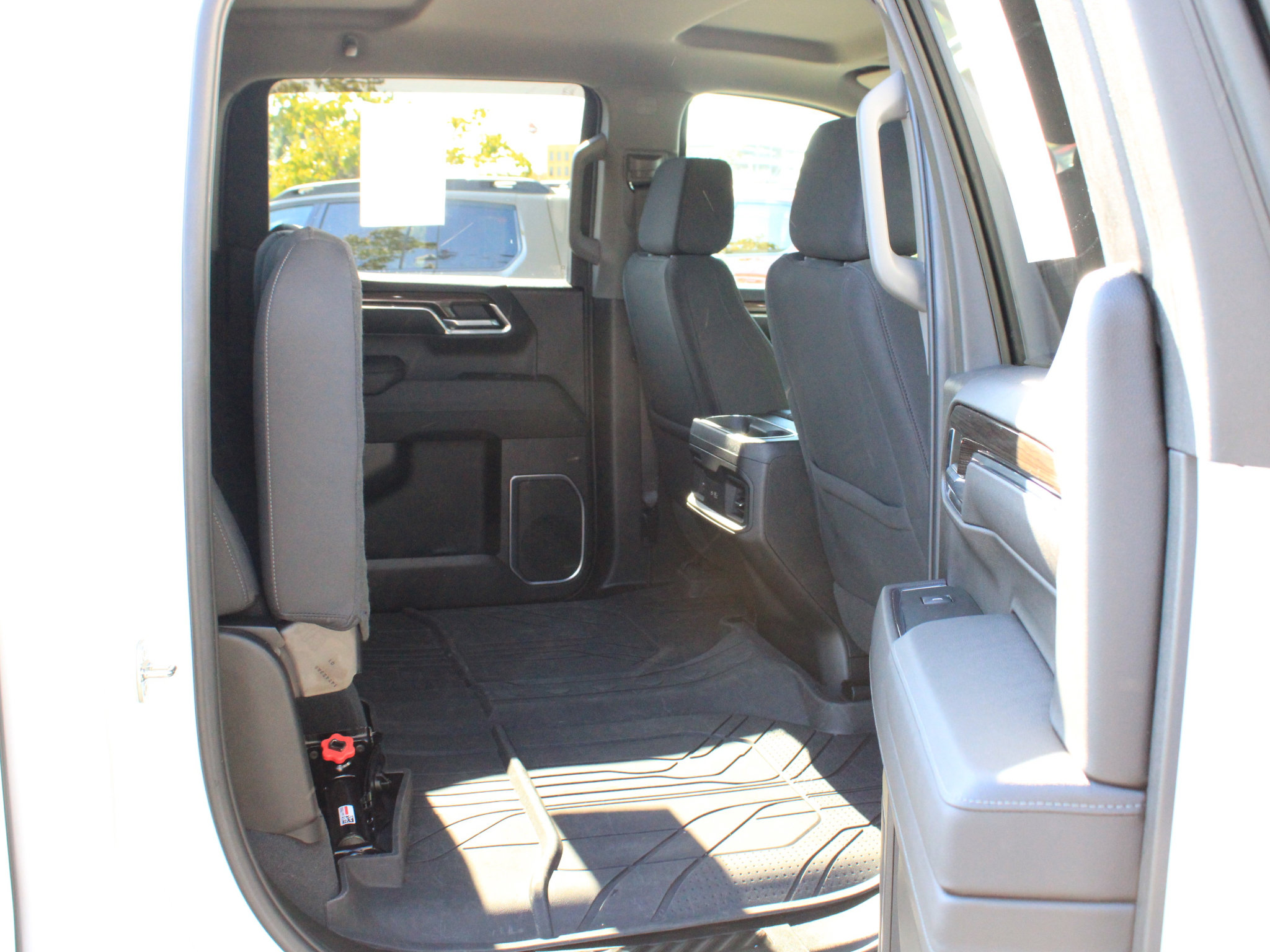 Used 2023 Chevrolet Silverado 1500 RST w/ Convenience Package II AWD/4WD image 28
