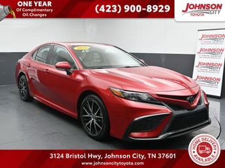 Used 2022 Toyota Camry SE video 1