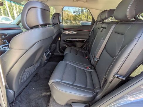 Used 2026 Genesis GV70 2.5T AWD/4WD image 13