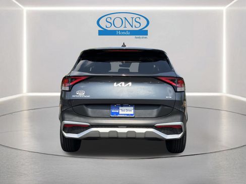 Used 2023 Kia Sportage LX AWD/4WD image 21