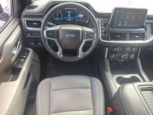 Certified 2023 Chevrolet Tahoe Z71 w/ Luxury Package AWD/4WD image 21