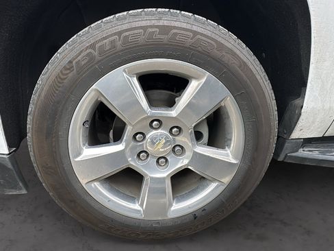 Used 2018 Chevrolet Suburban LT w/ Texas Edition Package RWD image 19