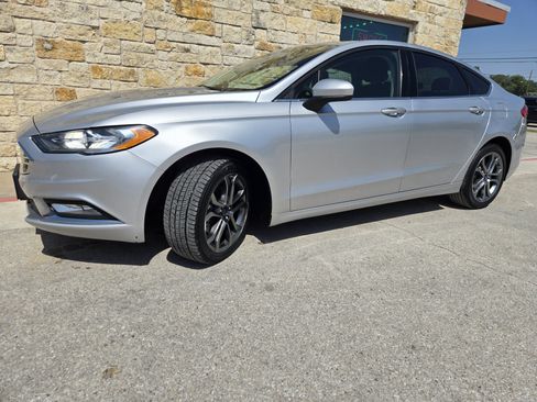 Used 2017 Ford Fusion S w/ Equipment Group 101A FWD image 2