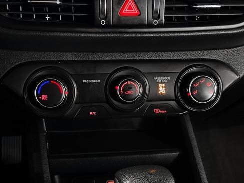 Used 2024 Kia Forte LXS image 31