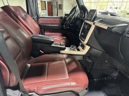 Used 2015 Mercedes-Benz G 63 AMG 4MATIC image 17
