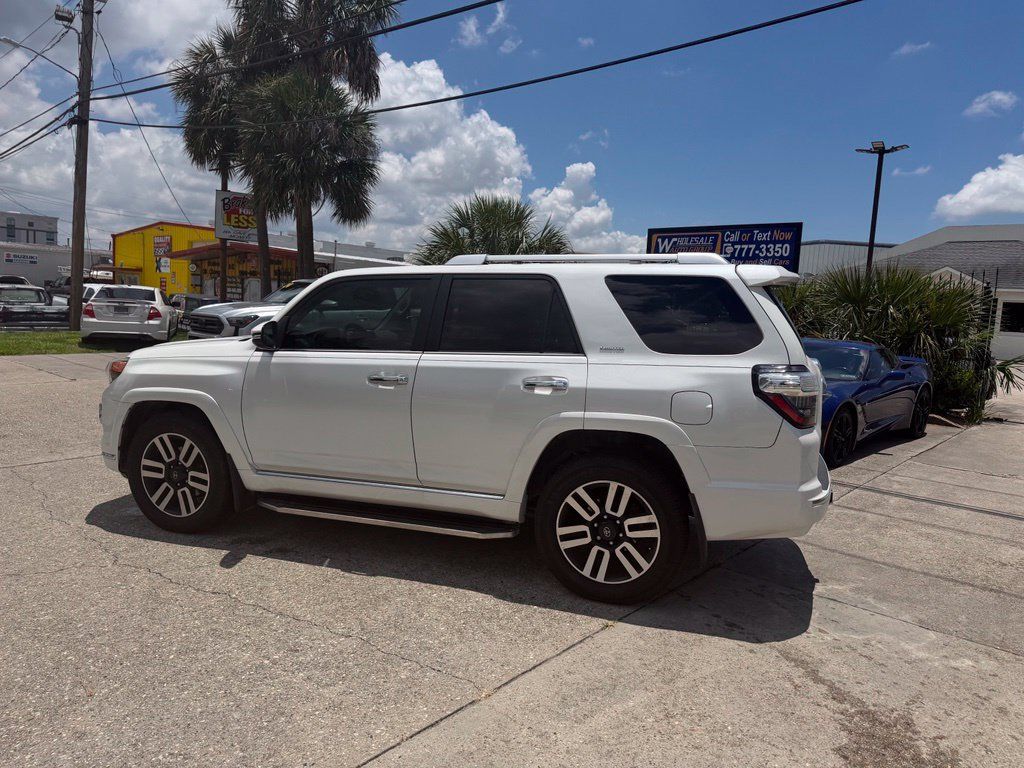 Used 2022 Toyota 4Runner Limited AWD/4WD image 10