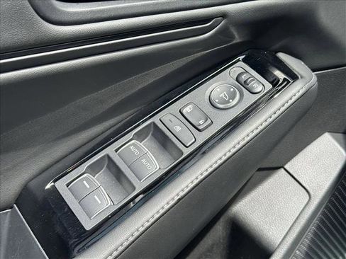 Used 2025 Honda Accord Touring image 21