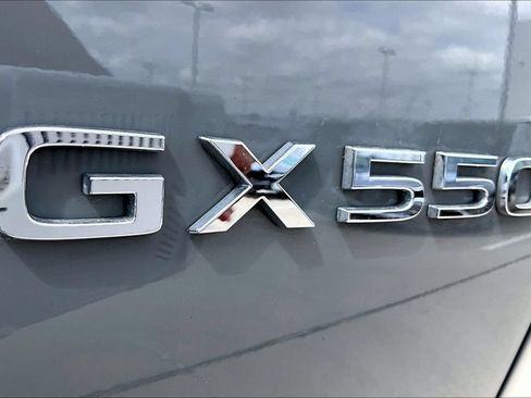 Used 2024 Lexus GX 550 w/ Accessory Package (Z1) AWD/4WD image 38
