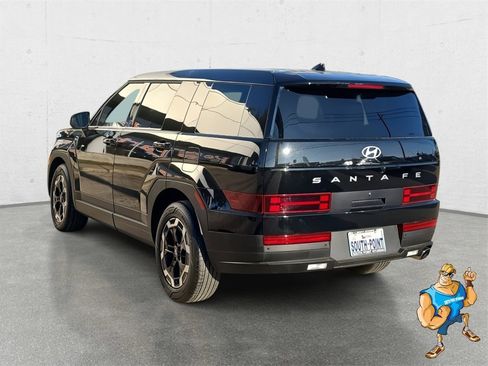 Used 2024 Hyundai Santa Fe SE image 7