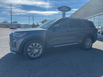 Used 2025 Ford Explorer Platinum