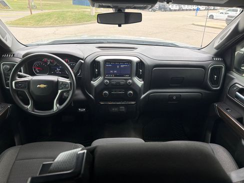 Used 2020 Chevrolet Silverado 1500 LT image 21