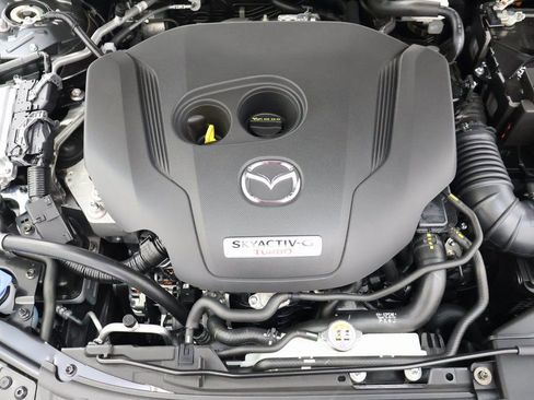 New 2025 MAZDA MAZDA3 Hatchback w/Premium Plus Pkg image 28