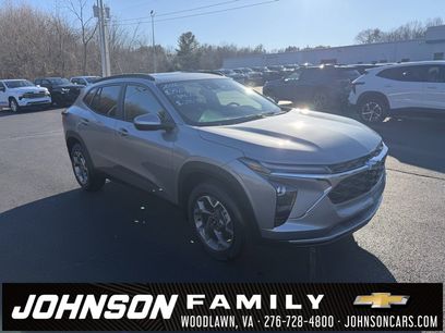 New 2026 Chevrolet Trax LT w/ Sunroof Package