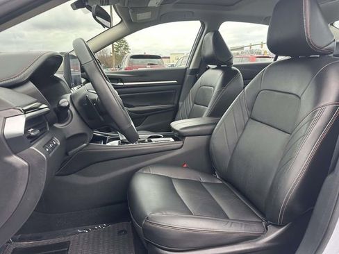 Used 2024 Nissan Altima 2.5 SR w/ SR Premium Package image 15