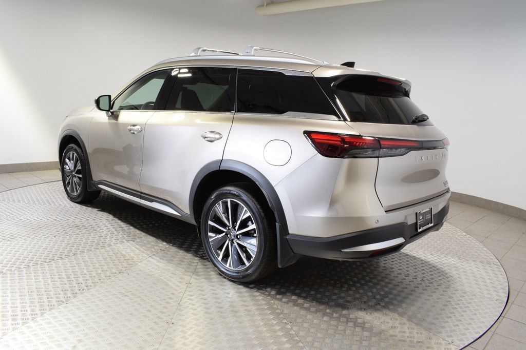 Used 2026 INFINITI QX60 Luxe w/ Family Package AWD/4WD image 11