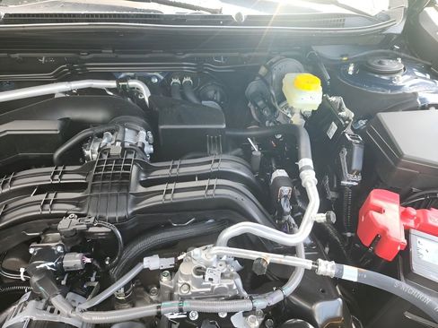 Used 2025 Subaru Outback Premium image 15