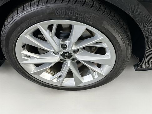 Used 2023 Audi A5 2.0T Premium w/ Convenience Package image 11