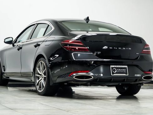 Used 2023 Genesis G70 3.3T RWD image 13