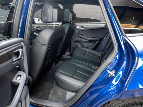 Certified 2023 Porsche Macan GTS AWD/4WD image 39