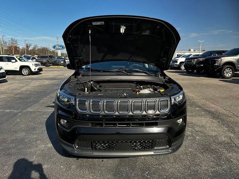 Used 2022 Jeep Compass Latitude image 20