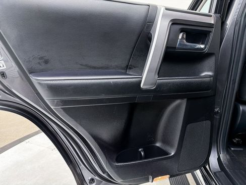 Used 2021 Toyota 4Runner Limited image 27