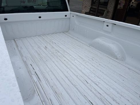Used 2008 GMC Sierra 2500 W/T AWD/4WD image 9