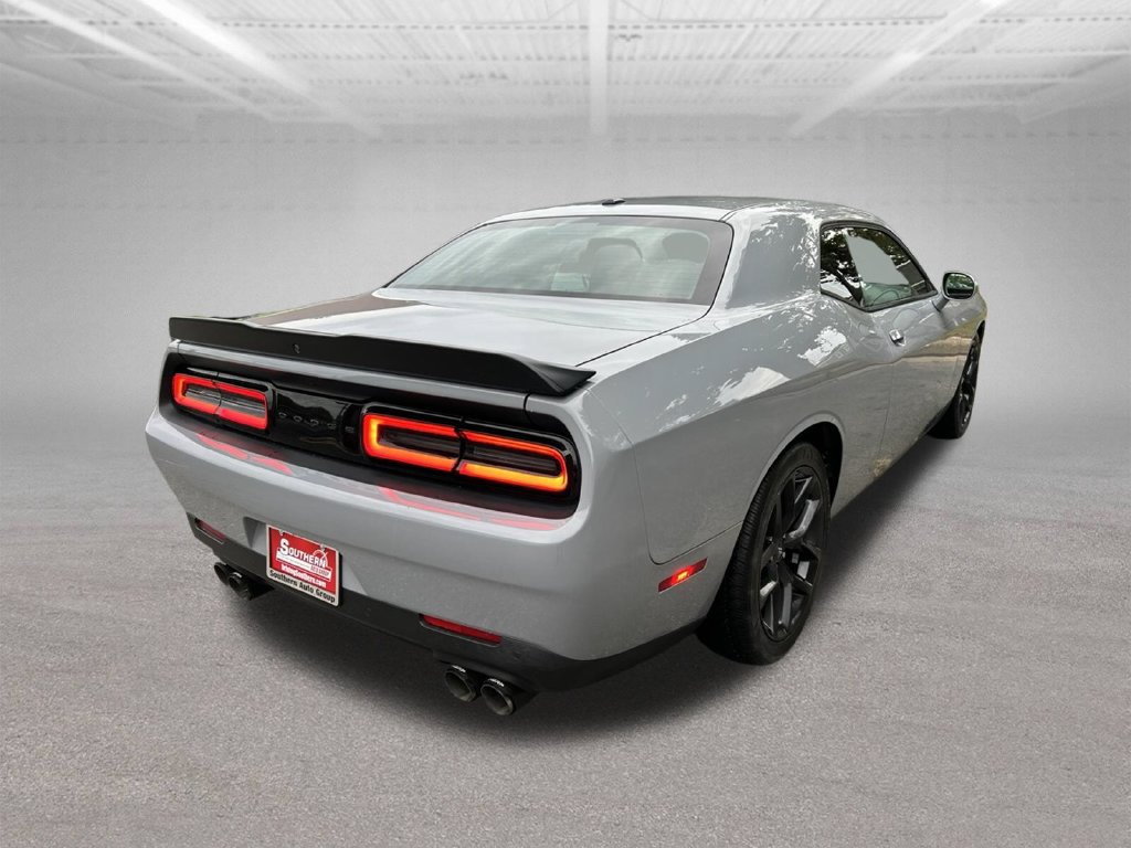 Used 2022 Dodge Challenger R/T w/ Blacktop Package RWD image 5